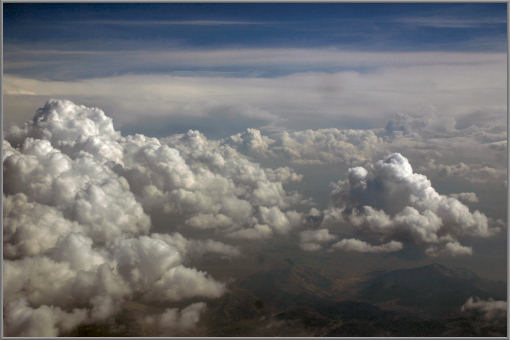 Über den Wolken