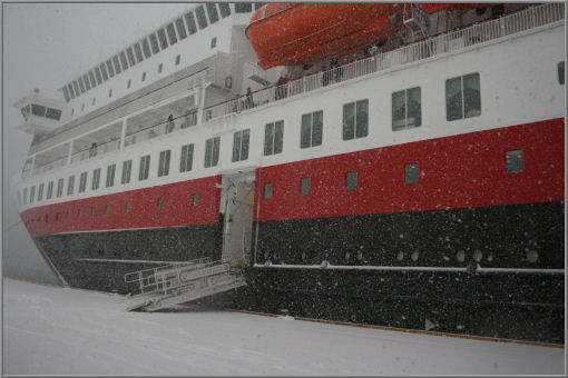 Die MS 'Finnmarken' in Torvik