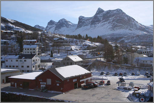 Ørnes