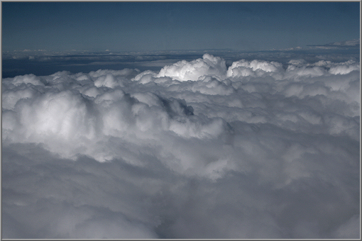 Über den Wolken