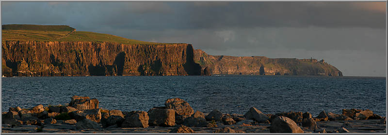 Cliffs of Moher im Abendlicht