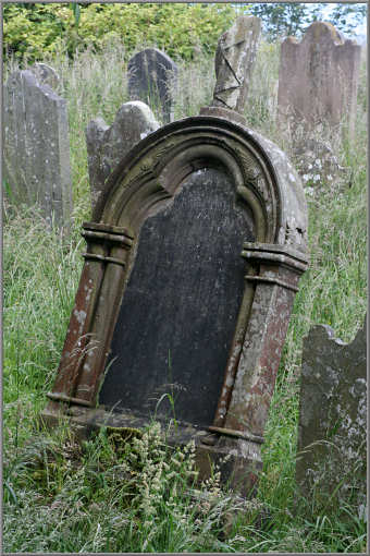 Alter Grabstein bei Millisle