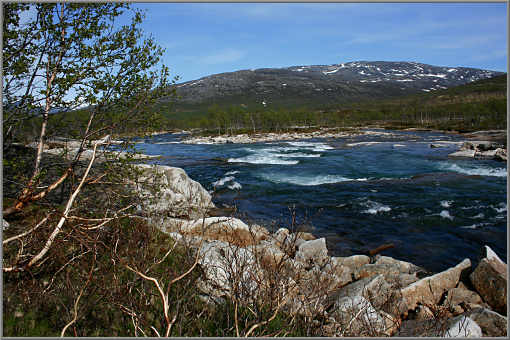 An der Lønselva, Saltfjell
