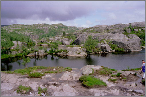 Auf dem Weg zum Preikestolen
