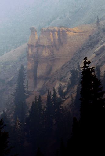 Crater Lake - Pumice Castle